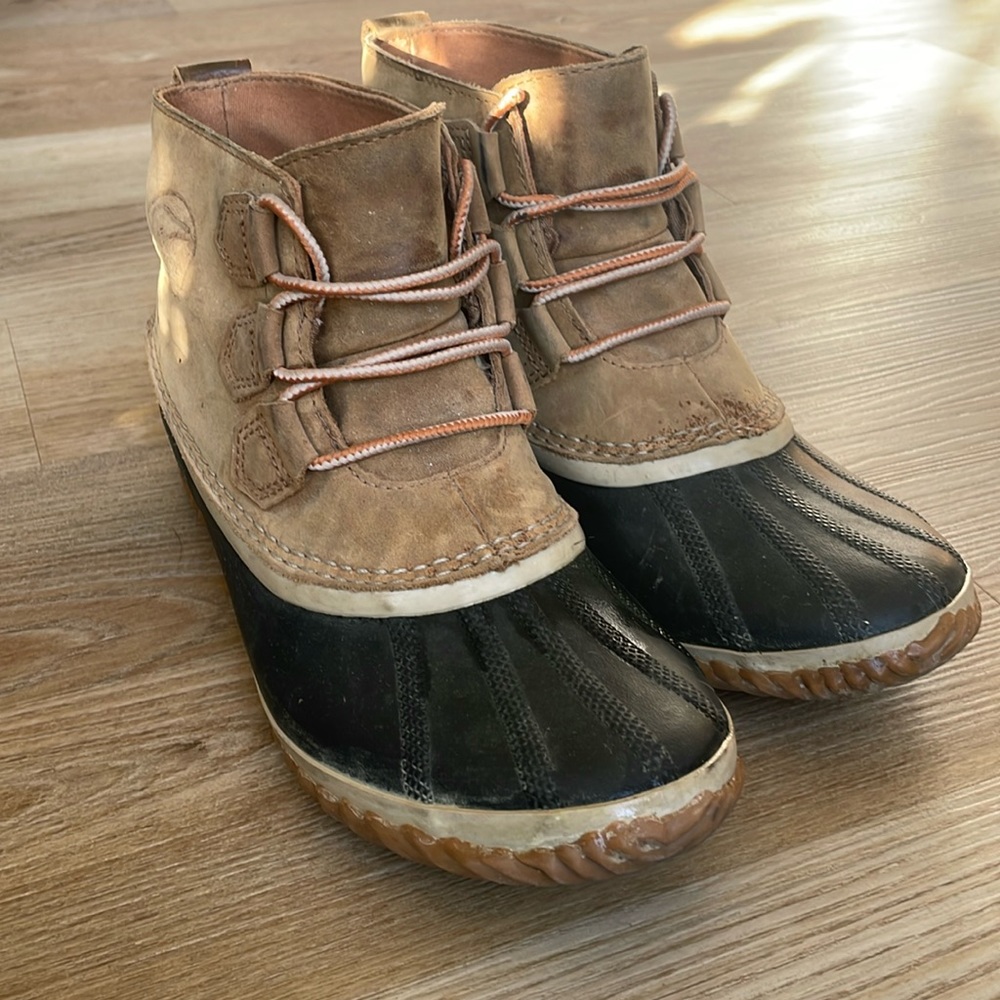 Sorel Out ‘N About Leather